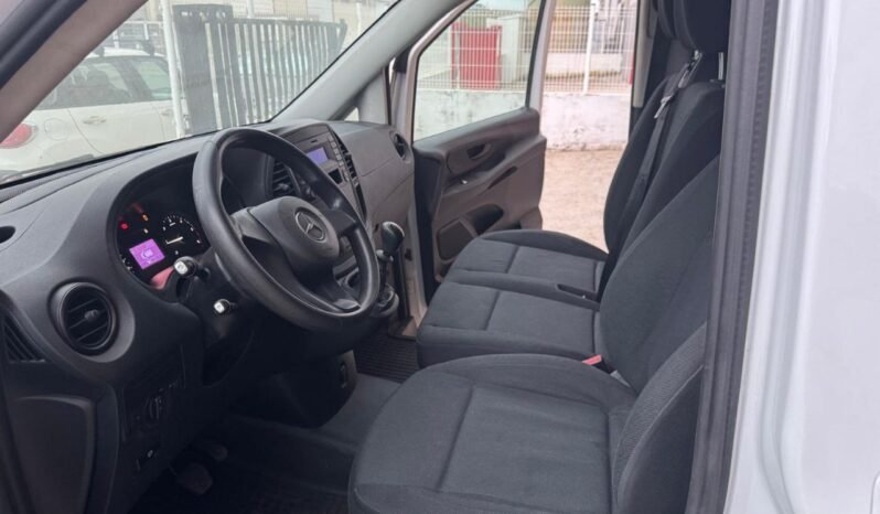 
Mercedes-Benz Vito 1.6 CDI 114CV – 2019 – Excelente estado full									