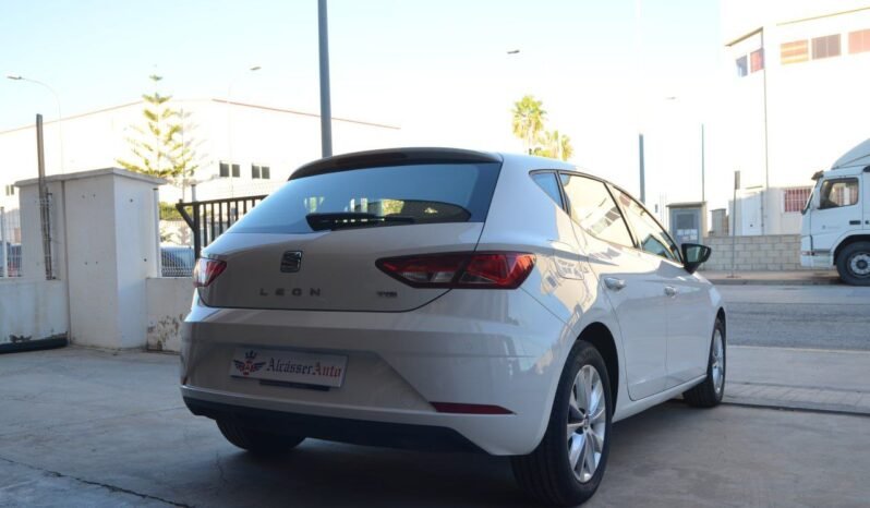 
SEAT León 1.5 TGI 130CV • GNC • 2019 full									