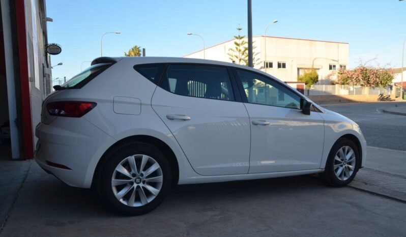 
SEAT León 1.5 TGI 130CV • GNC • 2019 full									