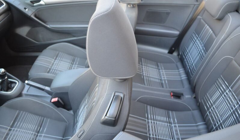 
Volkswagen Golf Cabrio LOUNGE 2.0 TDI – 2016 – Impecable full									