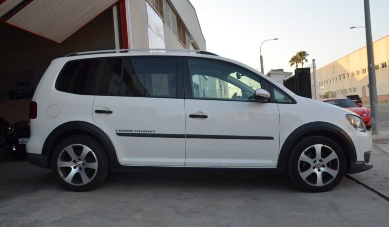 
Volkswagen Touran Cross 2.0 TDI DSG – Muy Cuidado full									