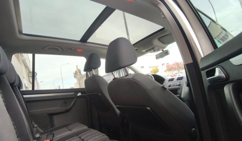 
Volkswagen Touran Cross 2.0 TDI DSG – Muy Cuidado full									