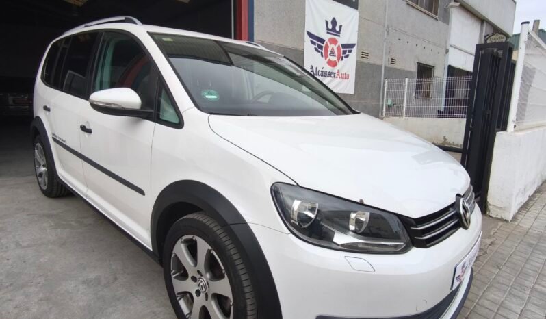 
Volkswagen Touran Cross 2.0 TDI DSG – Muy Cuidado full									