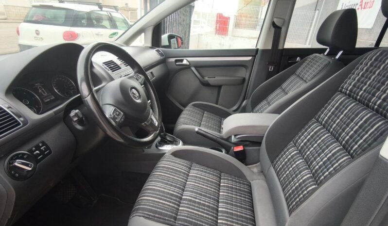 
Volkswagen Touran Cross 2.0 TDI DSG – Muy Cuidado full									