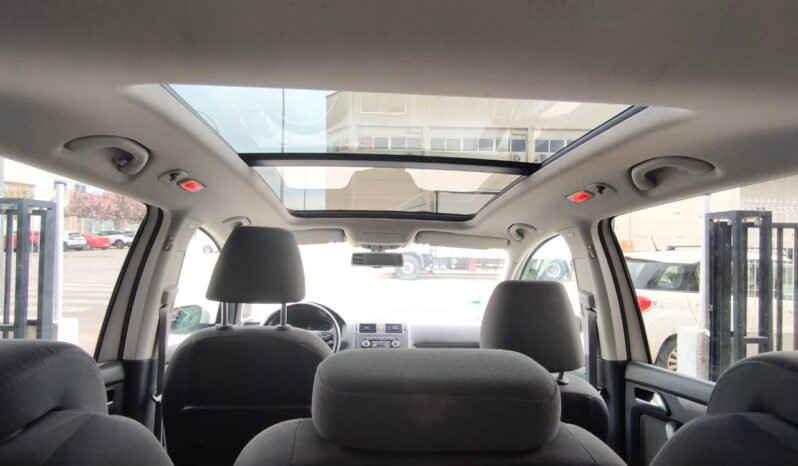
Volkswagen Touran Cross 2.0 TDI DSG – Muy Cuidado full									